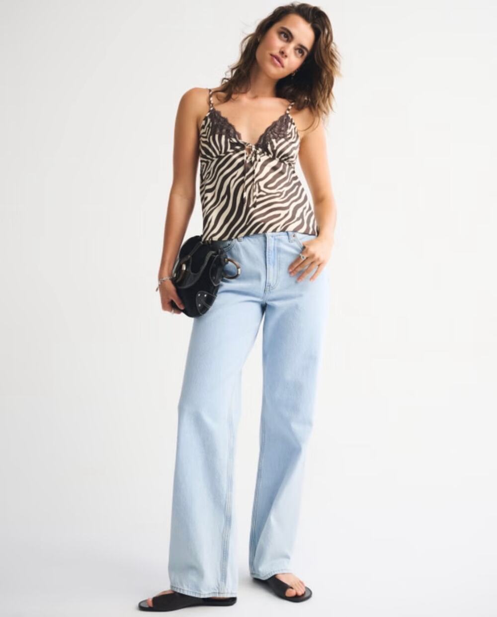 Abercrombie & Fitch High Rise Loose Jeans 25 Curve Love Light Wash Wide Leg